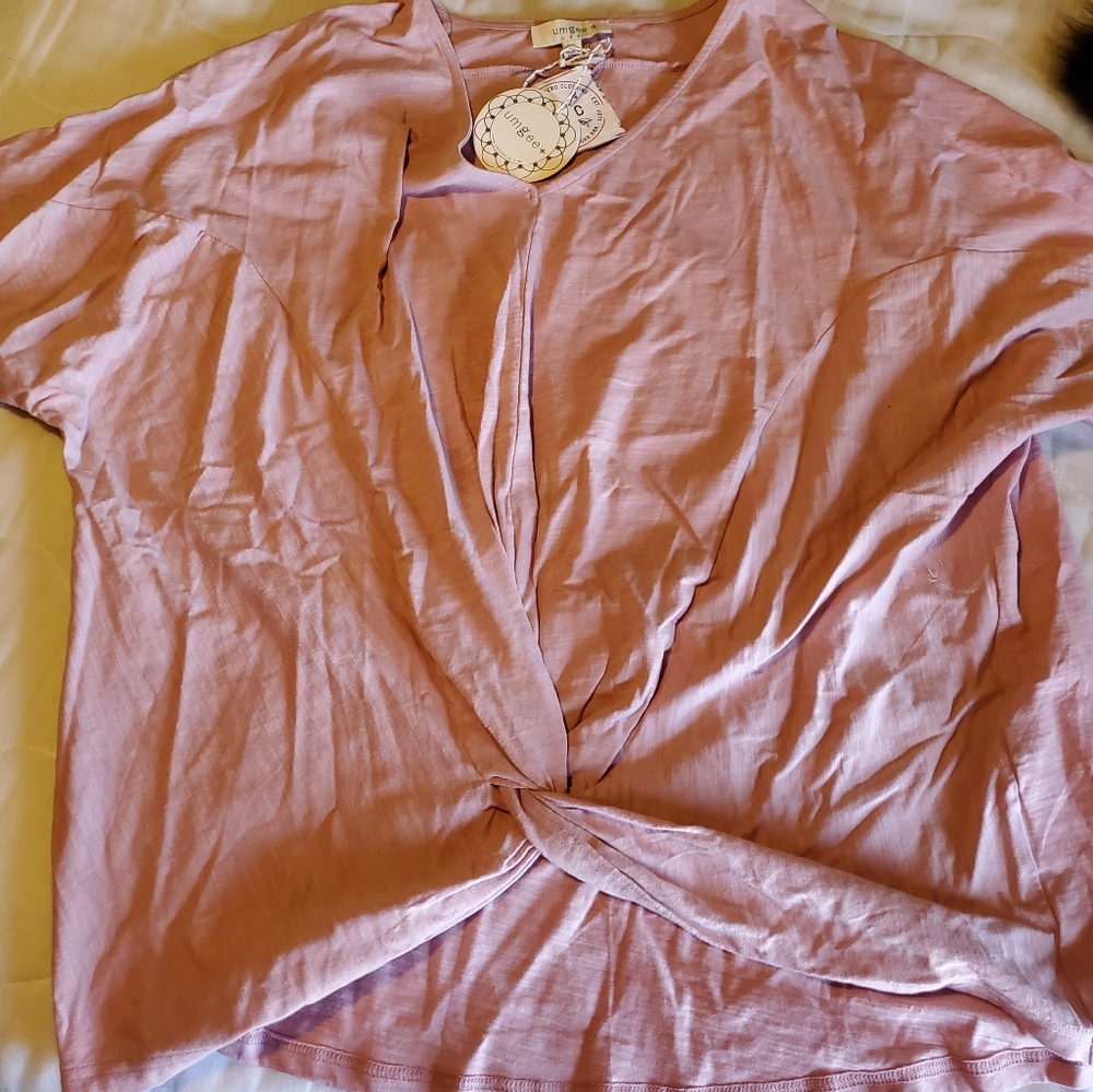 Dolman with twisted front